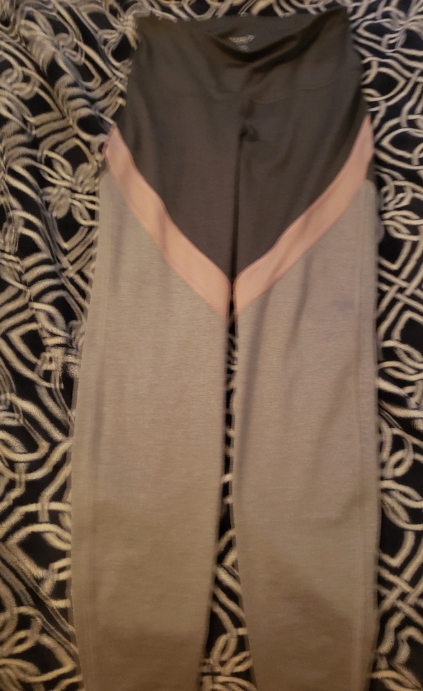 Cute gray and pink old navy leggings